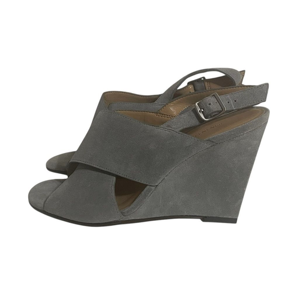 Banana Republic Light Blue Suede Wedge Heels Size 6 Great Condition